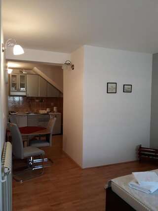 Апартаменты Apartment Vukasevic Вирпазар Апартаменты с балконом-34